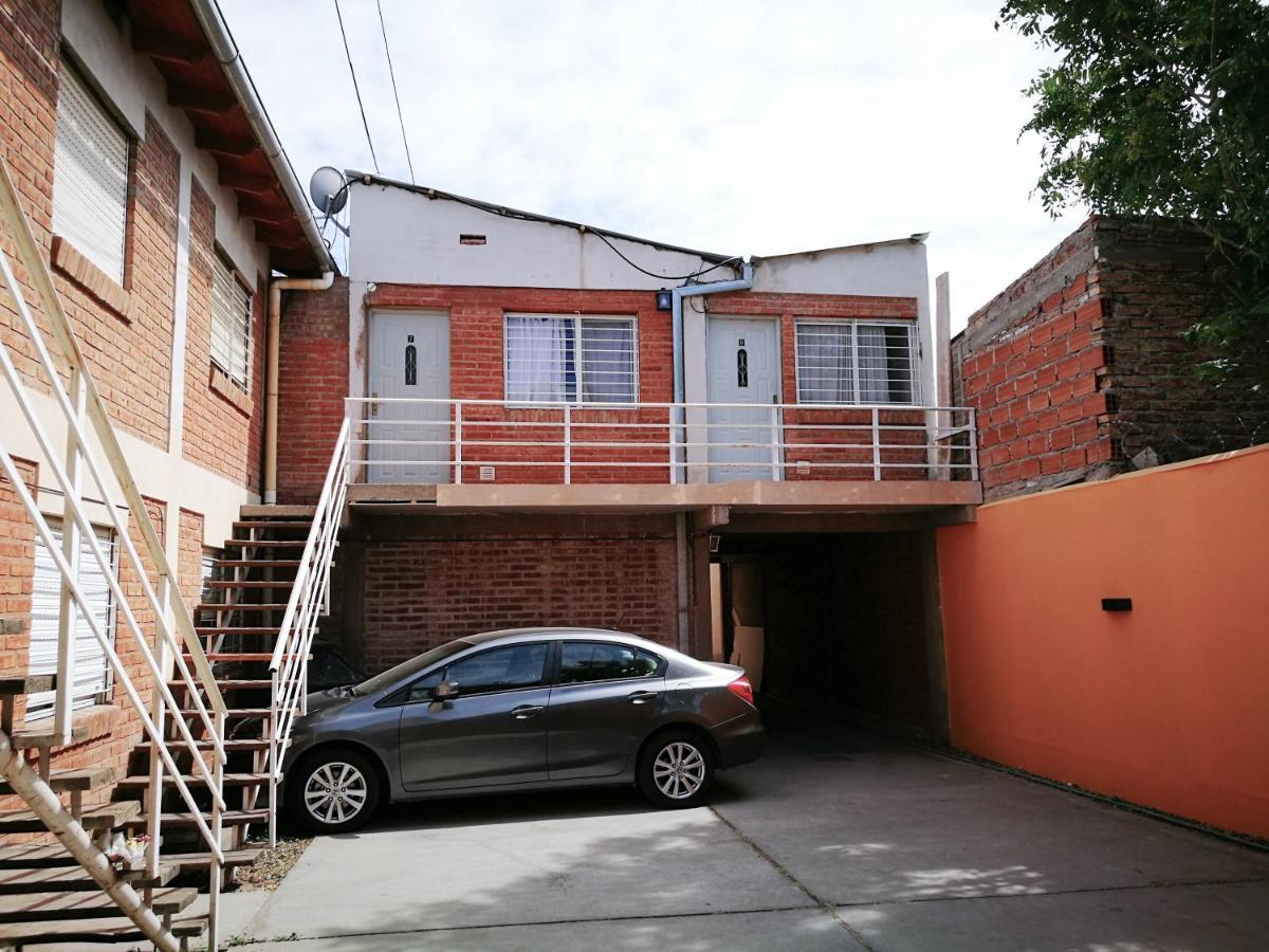 Departamentos Las Araucarias- 2 A 5 Personas Con Estacionamiento Neuquén Esterno foto